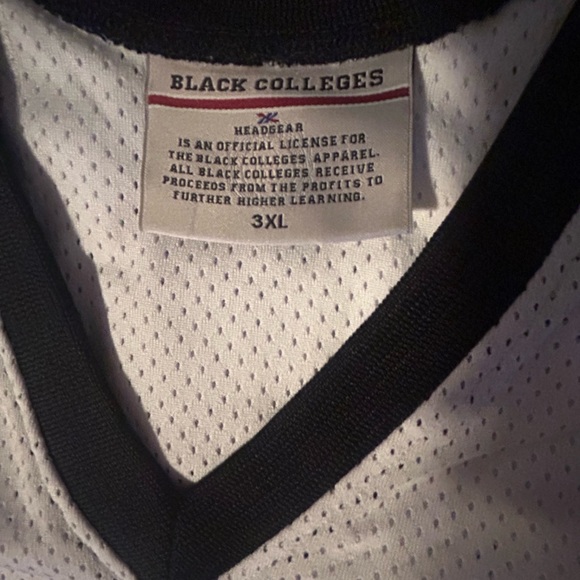 Men’s Hampton College Jersey - Picture 3 of 3